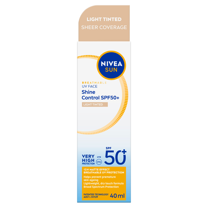NIVEA SUN UV Face Shine Control SPF50+Light Tinted 40mL