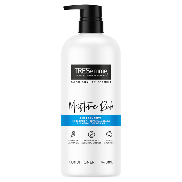 TRESemmé Moisture Rich Conditioner 940mL